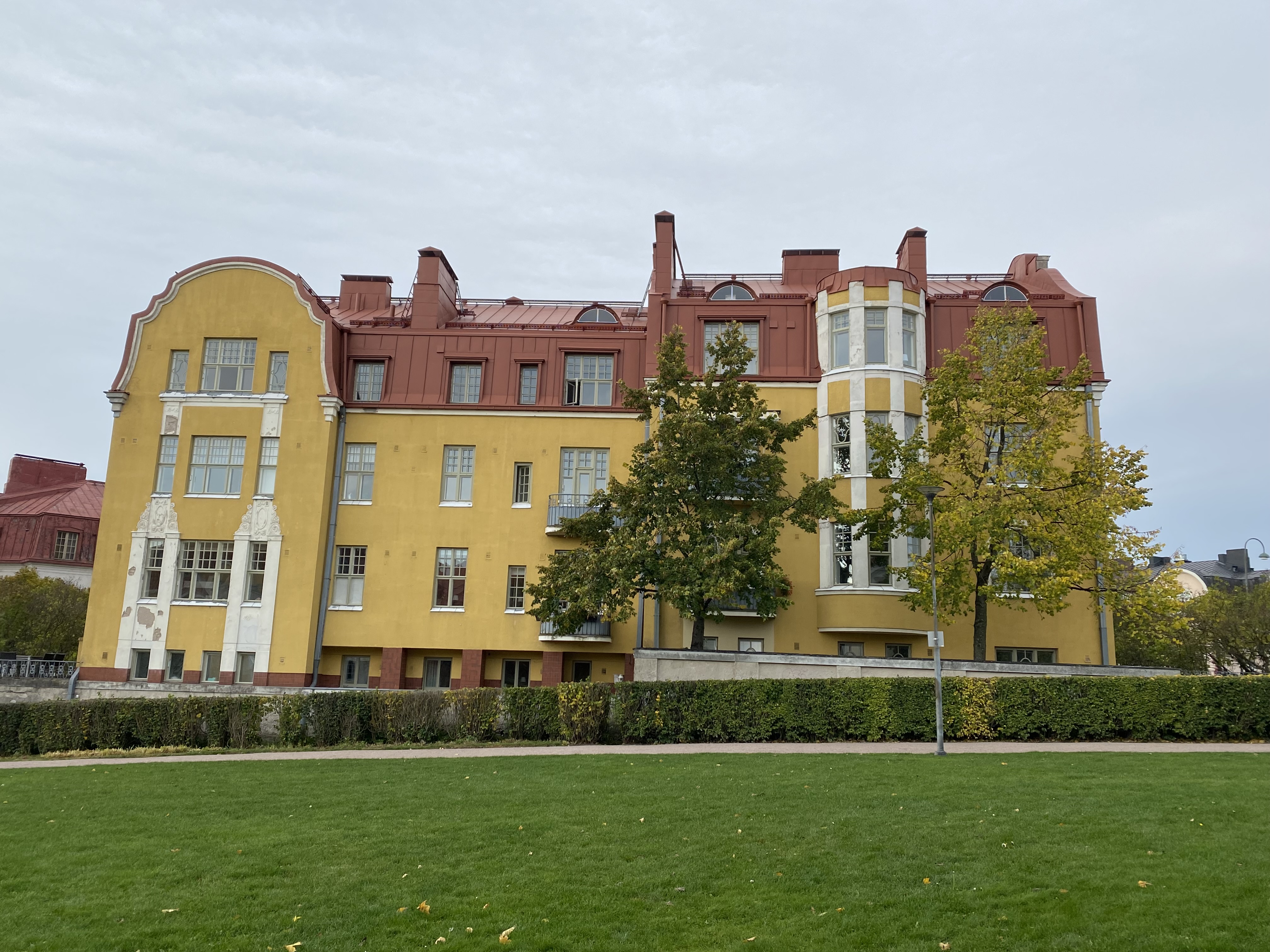 Facade and balcony renovations